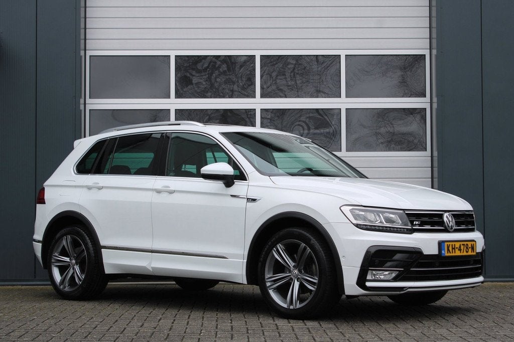 Volkswagen Tiguan 1.4 TSI ACT Connected Series R-Line ACC/Ca, Voorwielaandrijving, Euro 6, 4 cilinders, 150 pk