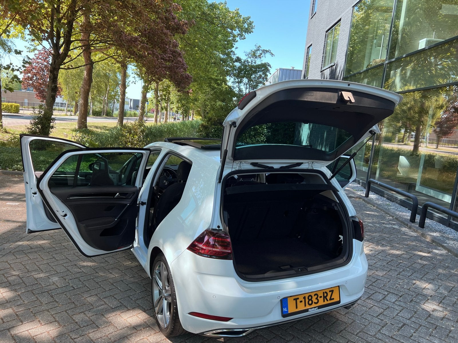 Volkswagen Golf 1.5 TSI 150pk 7-DSG 2017 Wit, Stof, 1498 cc, 4 cilinders, Wit