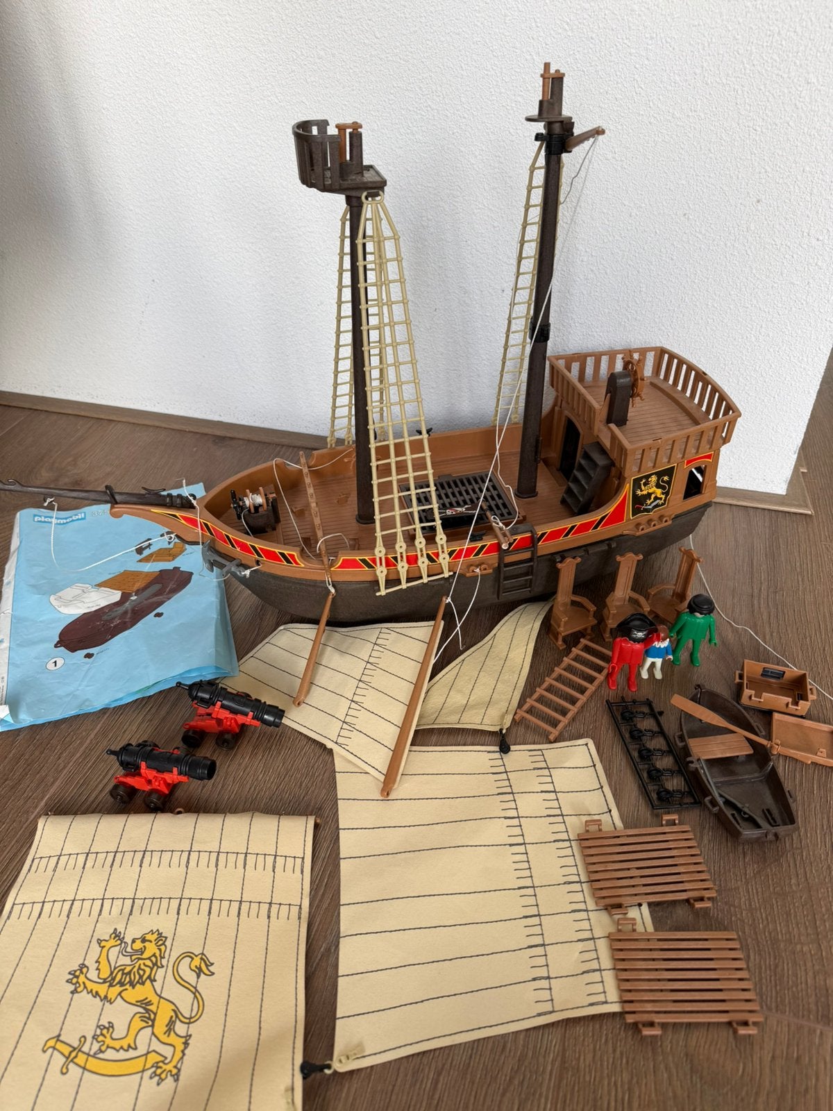 Veel onderdelen van vintage Piratenboot Playmobil 3750, Pirates, Gebruikt, Losse onderdelen, Ophalen of Verzenden