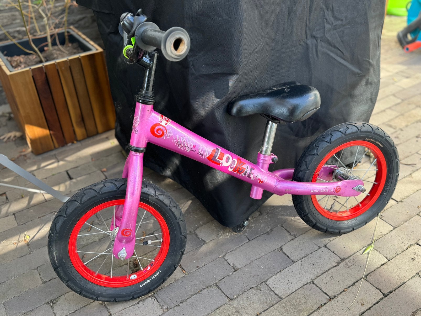 Loekie kinder-loopfietsje roze, Ophalen, Gebruikt, Minder dan 16 inch