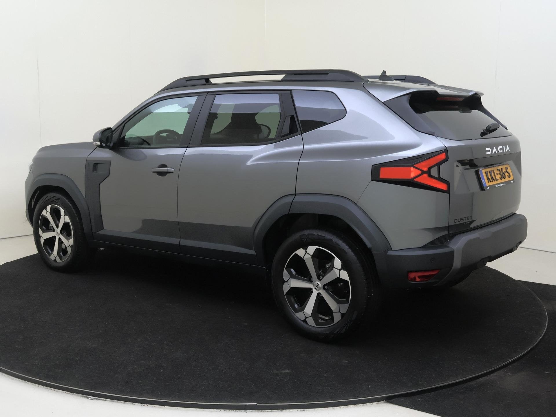 Dacia Duster 1.6 Hybrid Journey 140PK | Automaat | Navigatie, Auto's, Dacia, Stof, Gebruikt, 4 cilinders, Duster