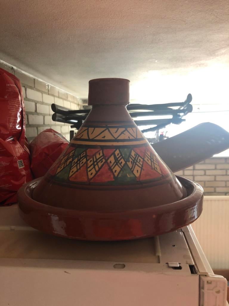 Mooie handgeschilderde tajine, Ophalen, Overige typen, Zo goed als nieuw, Steen/keramiek