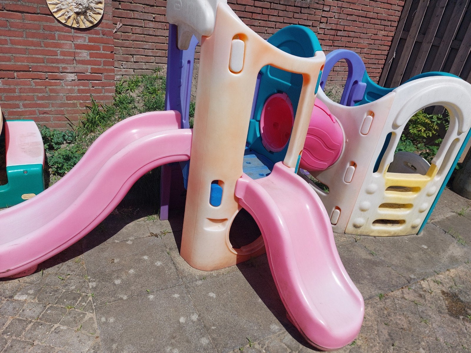 Little Tikes speeltoestel met glijbanen, Kinderen en Baby's, Speelgoed | Buiten | Speeltoestellen, Ophalen, Gebruikt, Klimwand