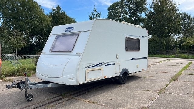 Caravan Caravalair Antares luxe 426 6 slaapplekken!, Caravans en Kamperen, Vast bed, Kachel, Treinzit, 750 - 1000 kg