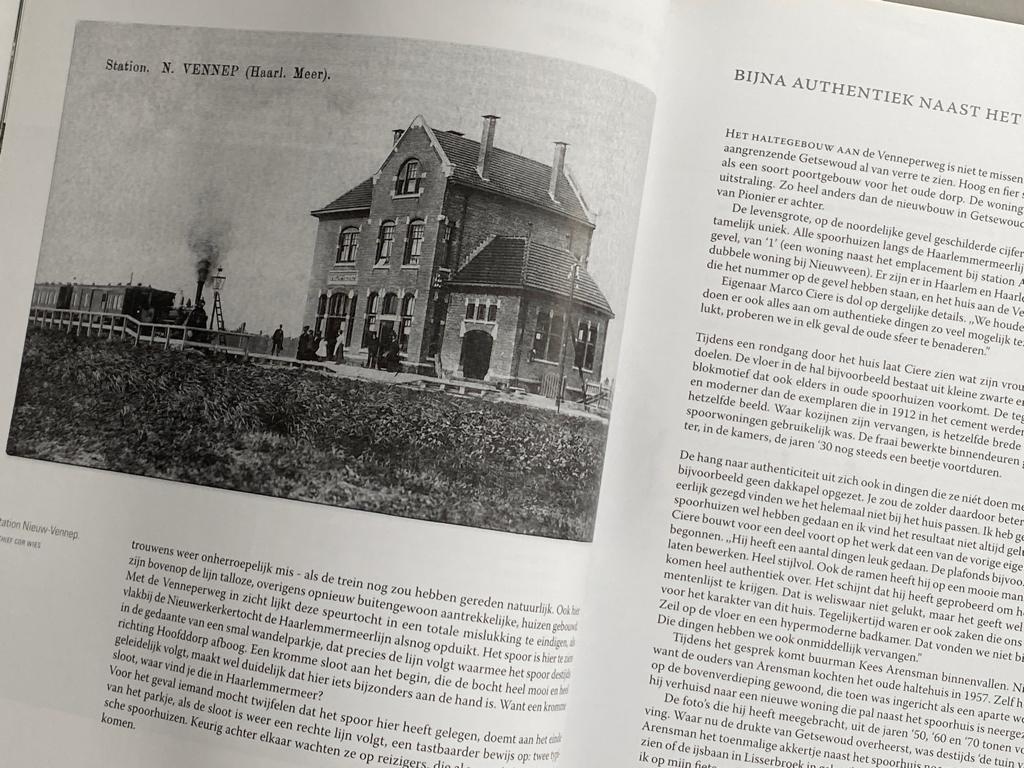 Sporen - Een zoektocht resten van de Haarlemmermeerlijnen, Verzamelen, Spoorwegen en Tramwegen, Ophalen of Verzenden, Zo goed als nieuw