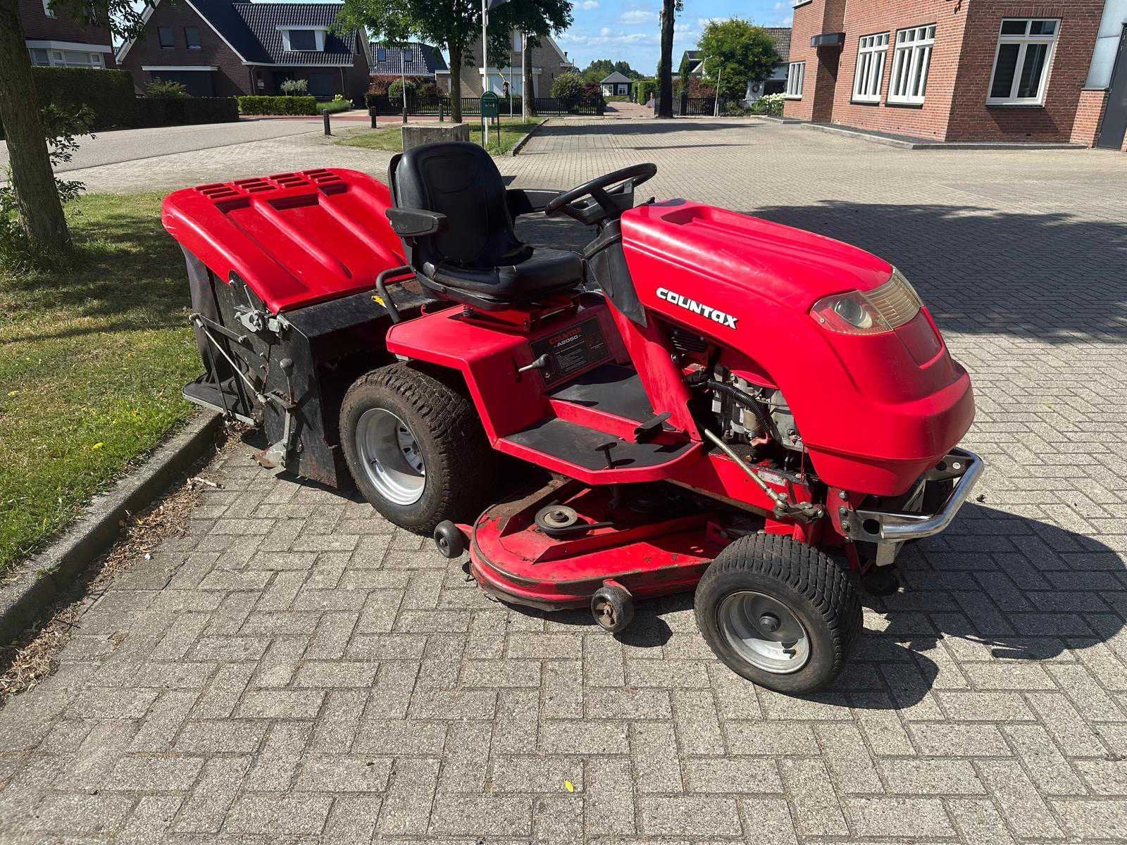 Countax Zitmaaier, Maaier