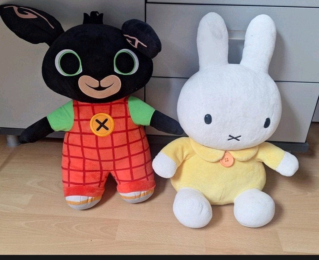 Grote Nijntje knuffel - Zo goed als nieuw, Ophalen of Verzenden, Zo goed als nieuw, Konijn, Middelgroot (20 tot 80 cm)