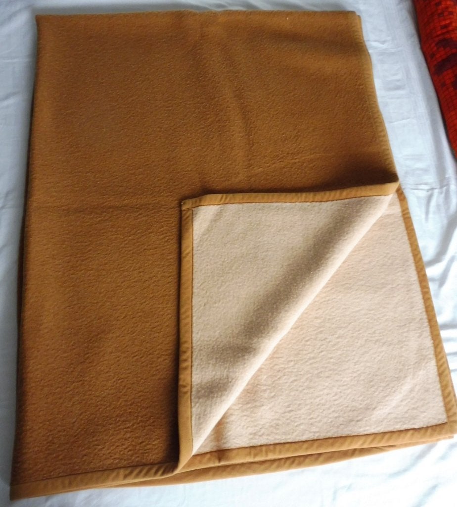 Mooie wollen deken 170 x 220 cm wol plaid kleed, Ophalen, Zo goed als nieuw