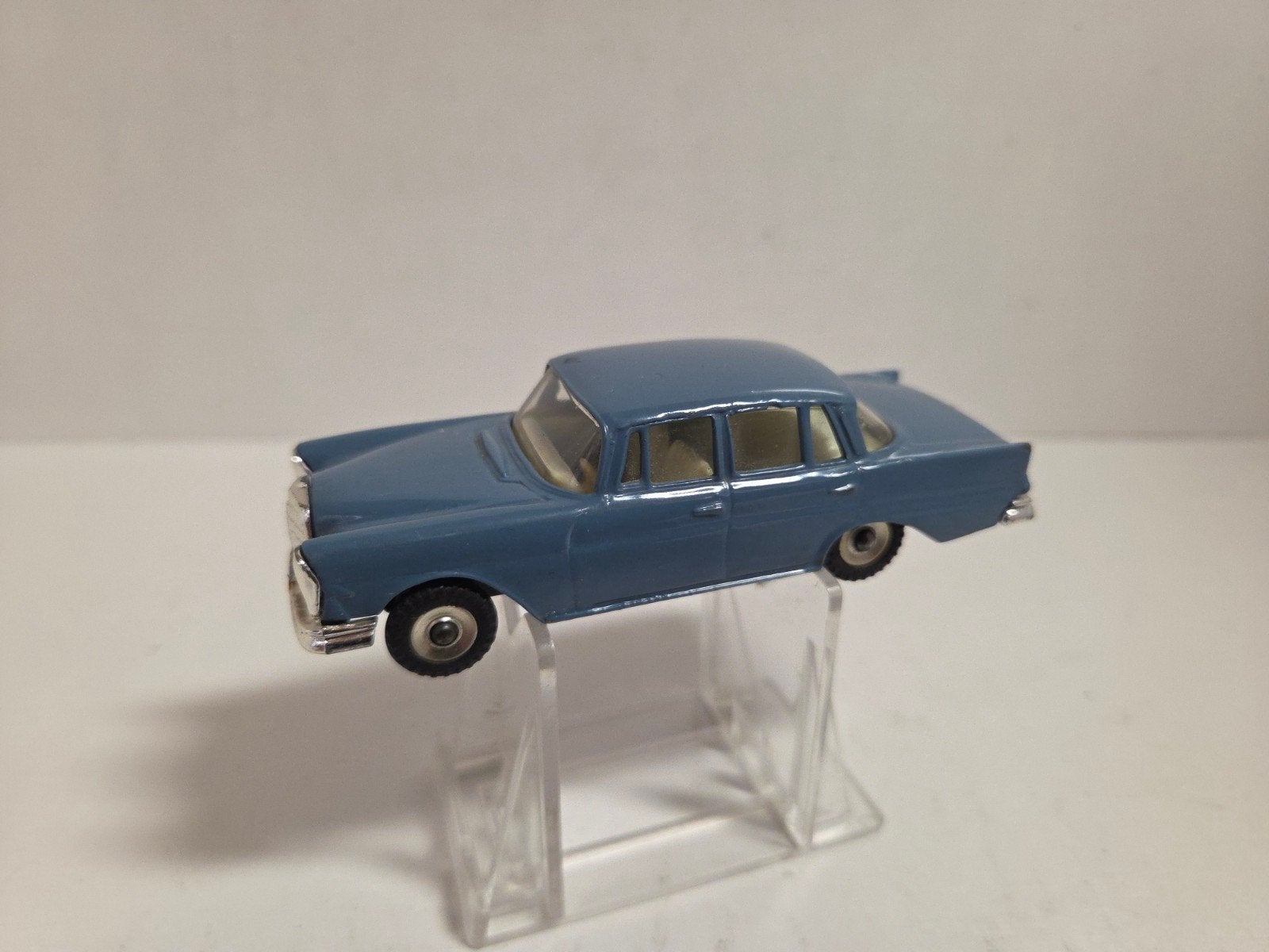 Dinky Toys Mercedes Benz 220 SE 1:43, Auto, ., Dinky Toys, Ophalen of Verzenden