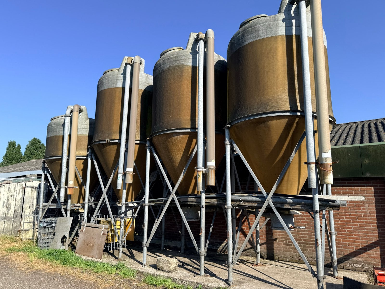 Te koop Polem Silo’s: 3 grotere (1 met vijzel) en 1 kleinere, Dieren en Toebehoren, Ophalen, Vee