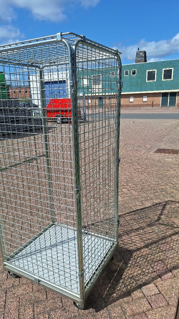 rolcontainer dicht, Ophalen, Gebruikt, Industriepark 2a 9351PA Leek, H.O.Albert Ale Slotema