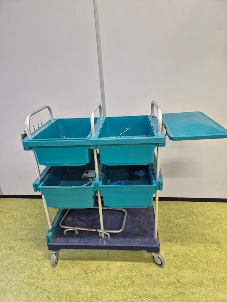 Schoonmaak kar t.e.a.b., Kunststof, Gebruikt, 40 liter of meer, Ophalen of Verzenden