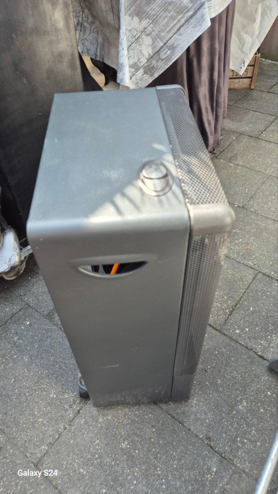 Gas  kacheltje, Ophalen