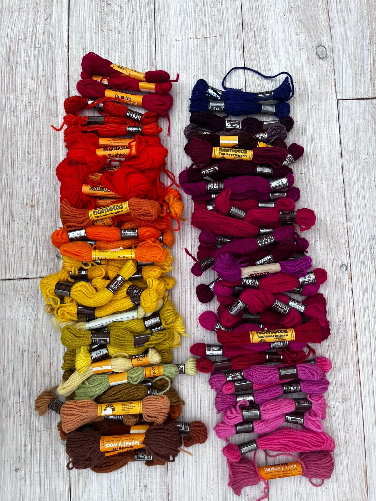 Borduurwol diverse merken ( nieuw ), Ophalen of Verzenden, Zo goed als nieuw, Handborduren, Borduurgaren of Zijde