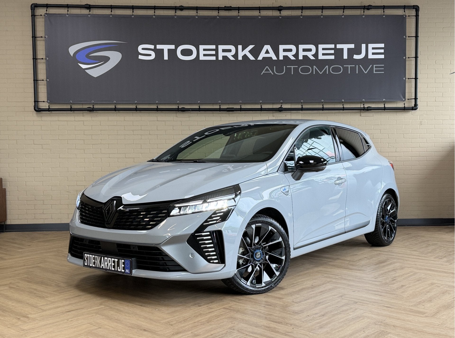 Renault Clio 1.6 E-Tech Full Hybrid 145 esprit Alpine | Groo, Auto's, Renault, 145 pk, Gebruikt, Zwart, 4 cilinders