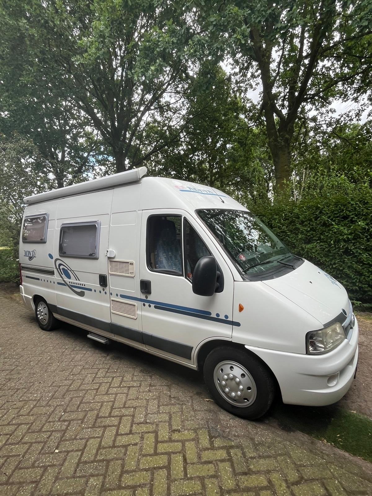 Adria Twin Buscamper - Compact en Compleet, Caravans en Kamperen, Campers, Ringverwarming, Fiat, Tot en met 2, Boiler
