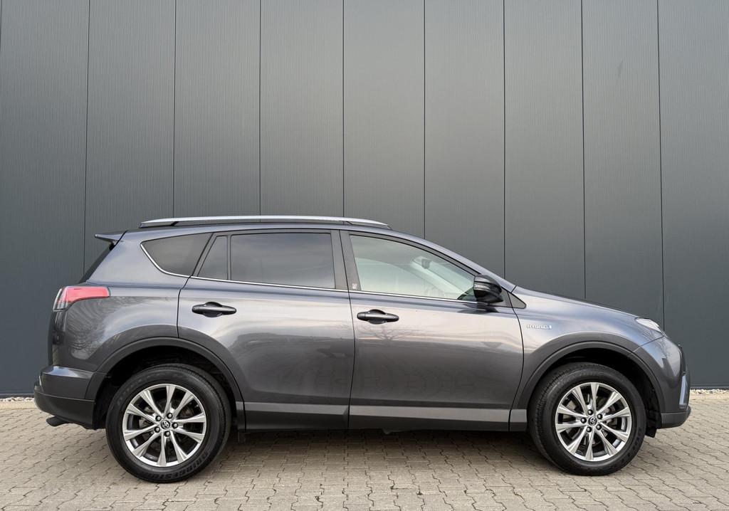 Toyota RAV4 2.5 Hybrid Executive Automaat 2018, 188 pk, Gebruikt, Bedrijf, 19 km/l