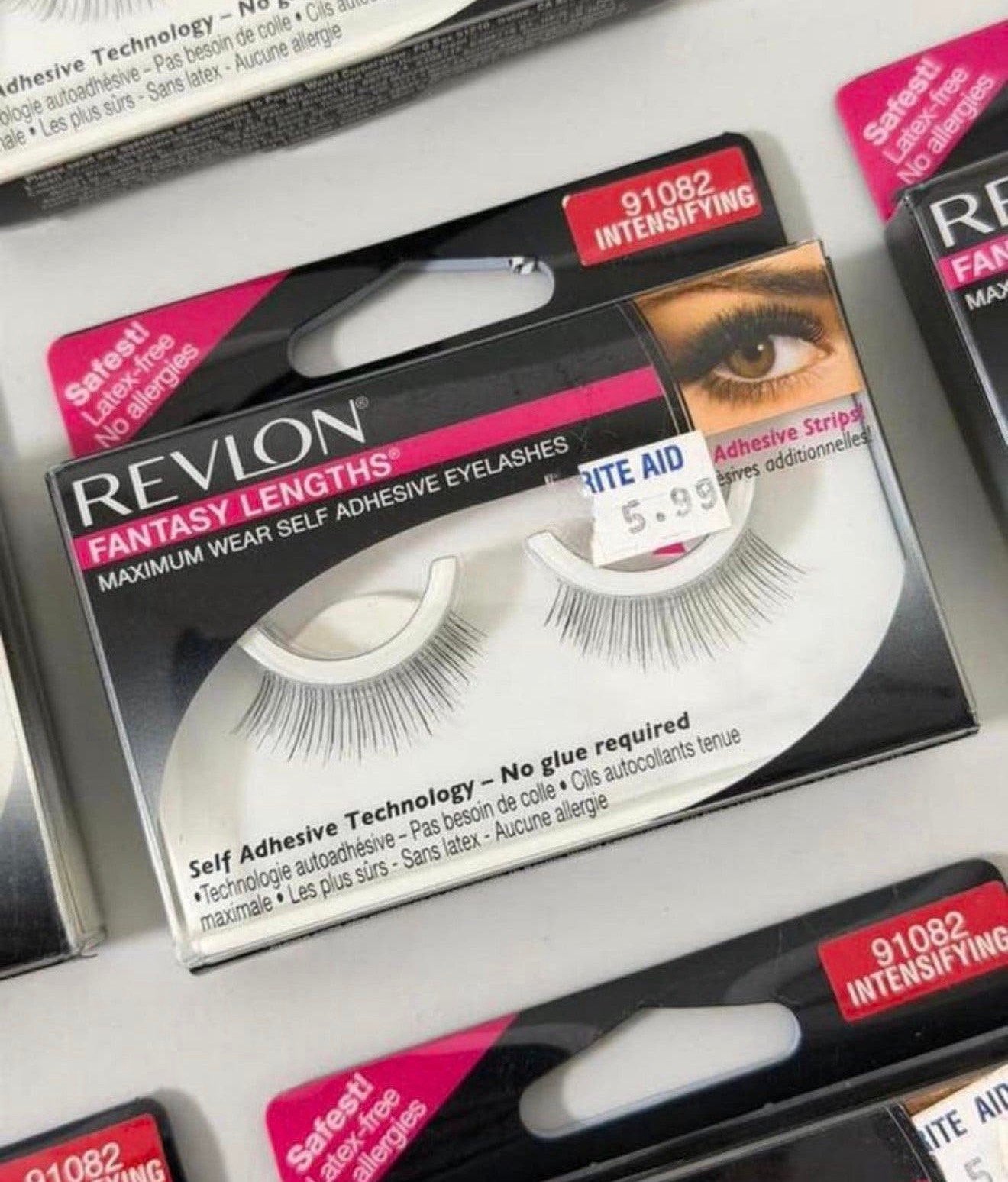 Partij 10X nepwimpers REVLON FANTASY 91082 Intensify wimpers, Sieraden, Tassen en Uiterlijk, Uiterlijk | Cosmetica en Make-up