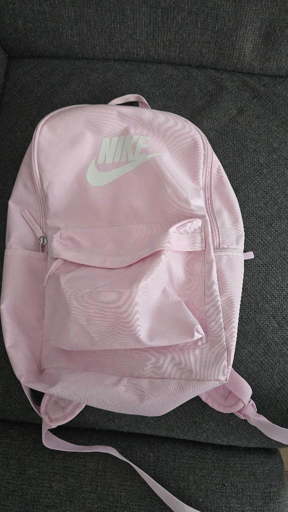 Rugzak Nike licht roze, Overige merken, 25 tot 40 cm, Ophalen of Verzenden, Zo goed als nieuw