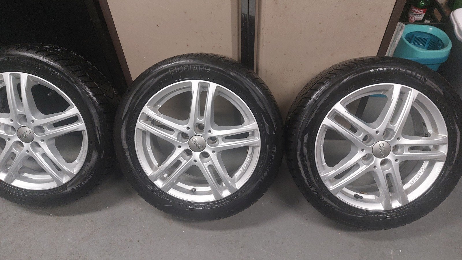 Audi velgen met Vredestein winterbanden 205/50 R16, Ophalen, Gebruikt, 16 inch, Banden en Velgen