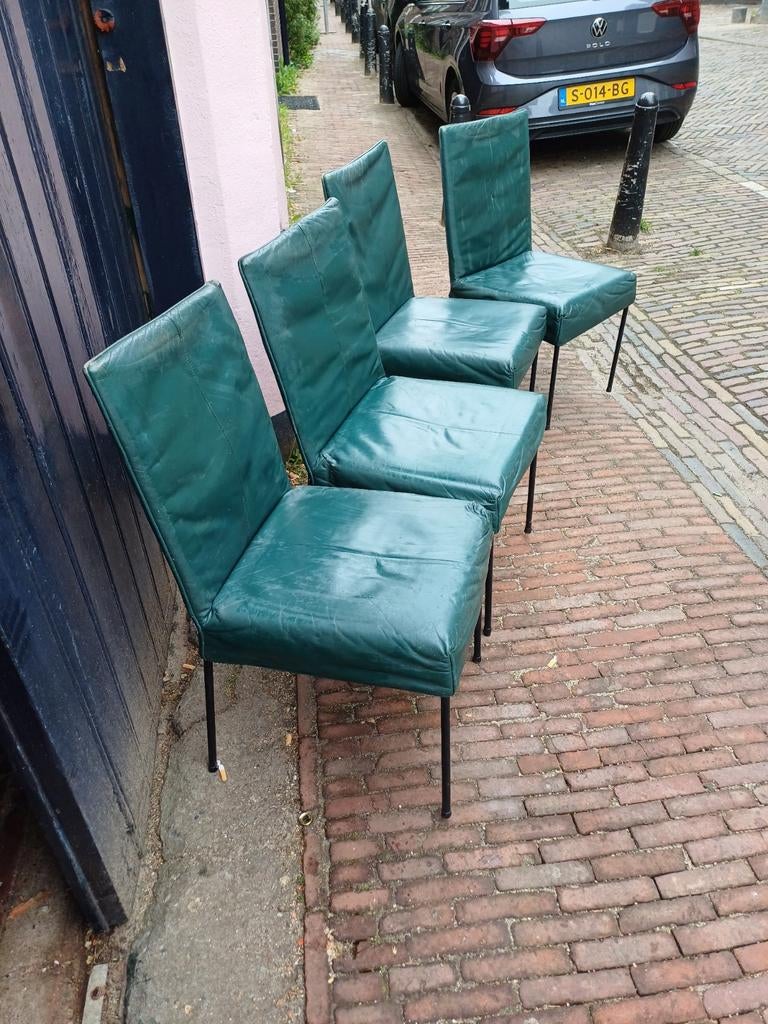 Montis set van 4 vintage groene leren eetkamerstoelen, Gebruikt, Overige kleuren, Ophalen of Verzenden, Vier