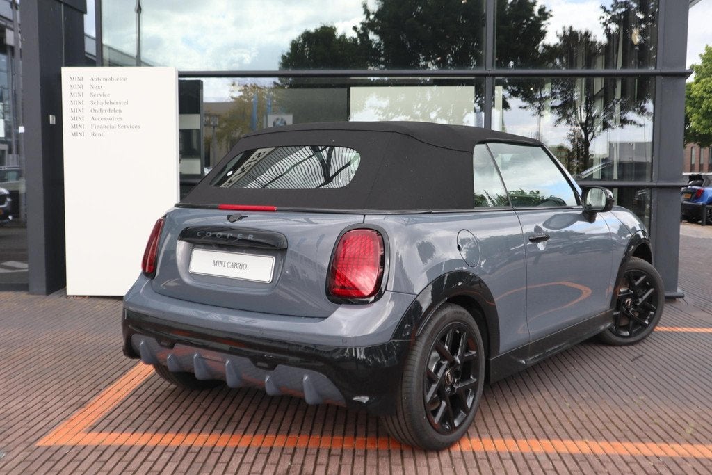 MINI Cabrio C | John Cooper Works Uitvoering + Pakket L, 1998 cc, Cabriolet, 4 stoelen, 163 pk
