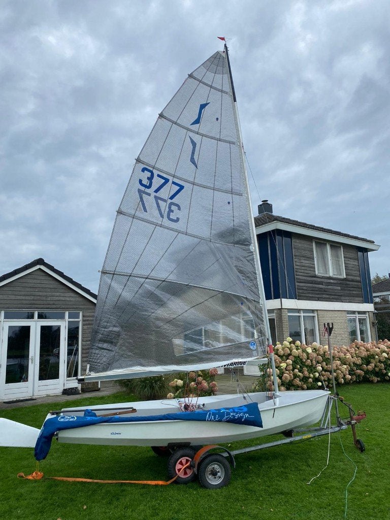 Solo, open zeilboot, Watersport en Boten, Zeilen en Zeiltoebehoren, Ophalen, Gebruikt, Minder dan 15 m², Overige typen