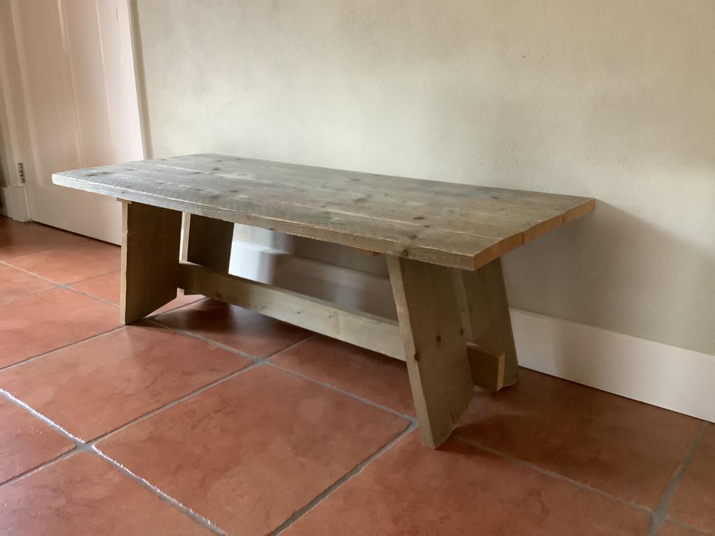 Leuk tafeltje voor de kinderen, Ophalen, 50 tot 100 cm, Zo goed als nieuw, Minder dan 50 cm