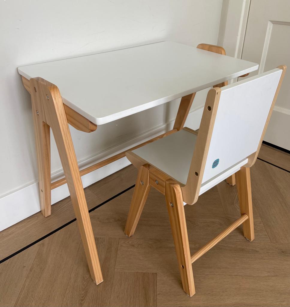 Peuter/kleuterbureau en stoel Petite Amélie - wit/hout, Ophalen, Gebruikt, Tafel(s) en Stoel(en)