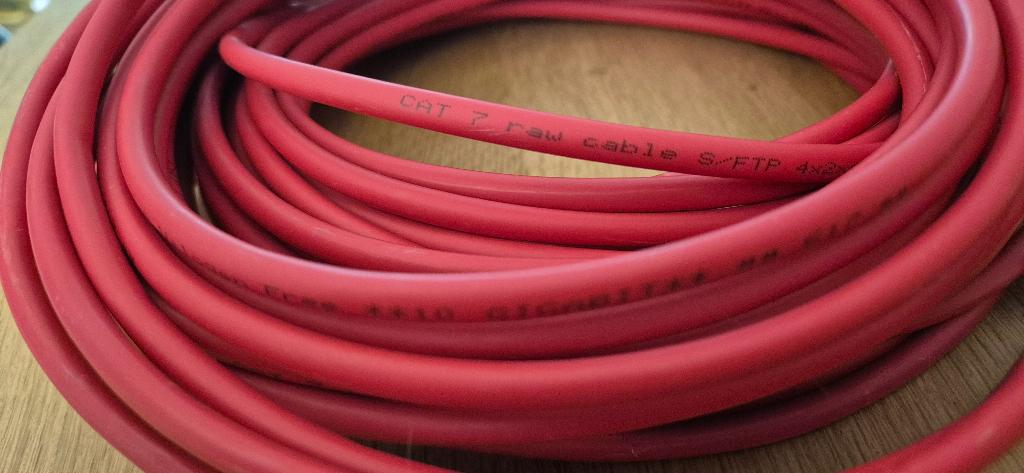 CAT7 netwerkkabel rood – lange ethernetkabel, Computers en Software, Ophalen, Zo goed als nieuw
