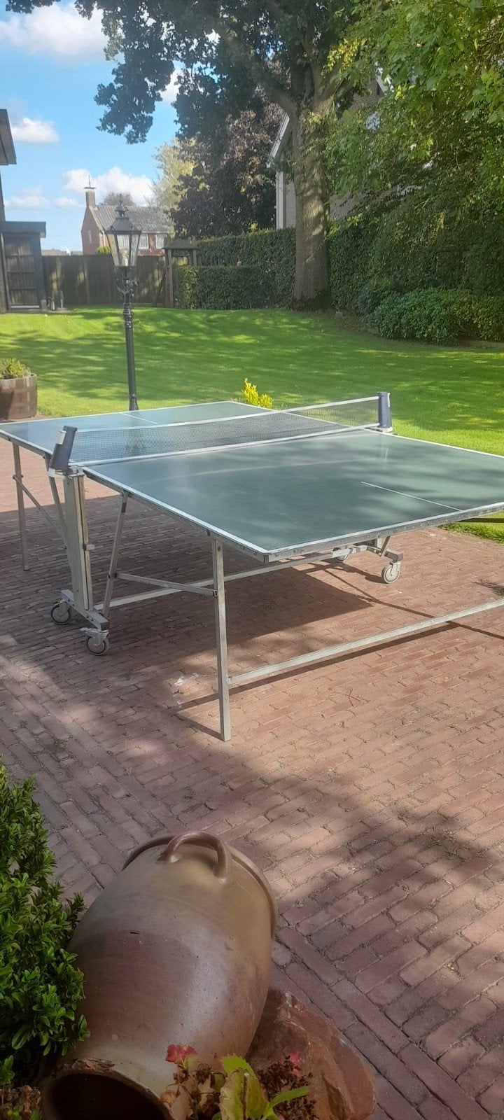 Tafeltennistafel Outdoor - Inklapbaar & Verrijdbaar, Sport en Fitness, Tafeltennis, Ophalen of Verzenden, Gebruikt, Tafel Outdoor