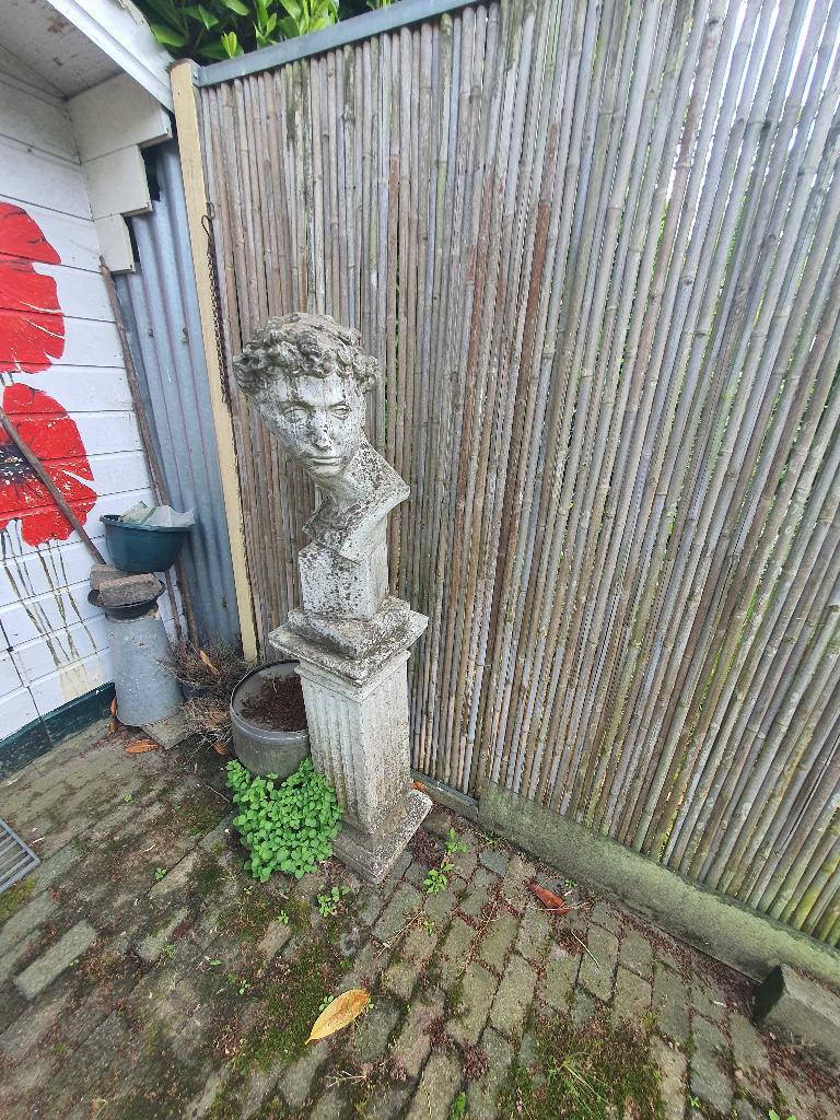 2 Bustes tuinbeelden, Ophalen, Gebruikt, Mensenbeeld