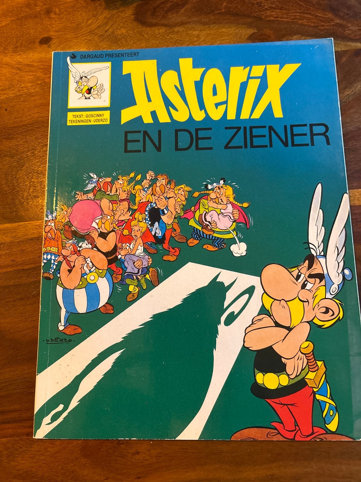 Asterix en de Ziener - Stripboek Dargaud, Eén stripboek, Ophalen of Verzenden, Gelezen