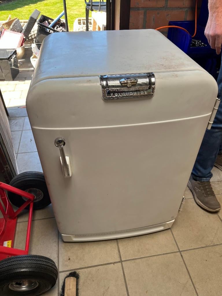 Vintage Amerikaanse ijskast FRIGIDAIRE, Witgoed en Apparatuur, Koelkasten en IJskasten, Ophalen, Gebruikt, Minder dan 85 cm, 60 cm of meer