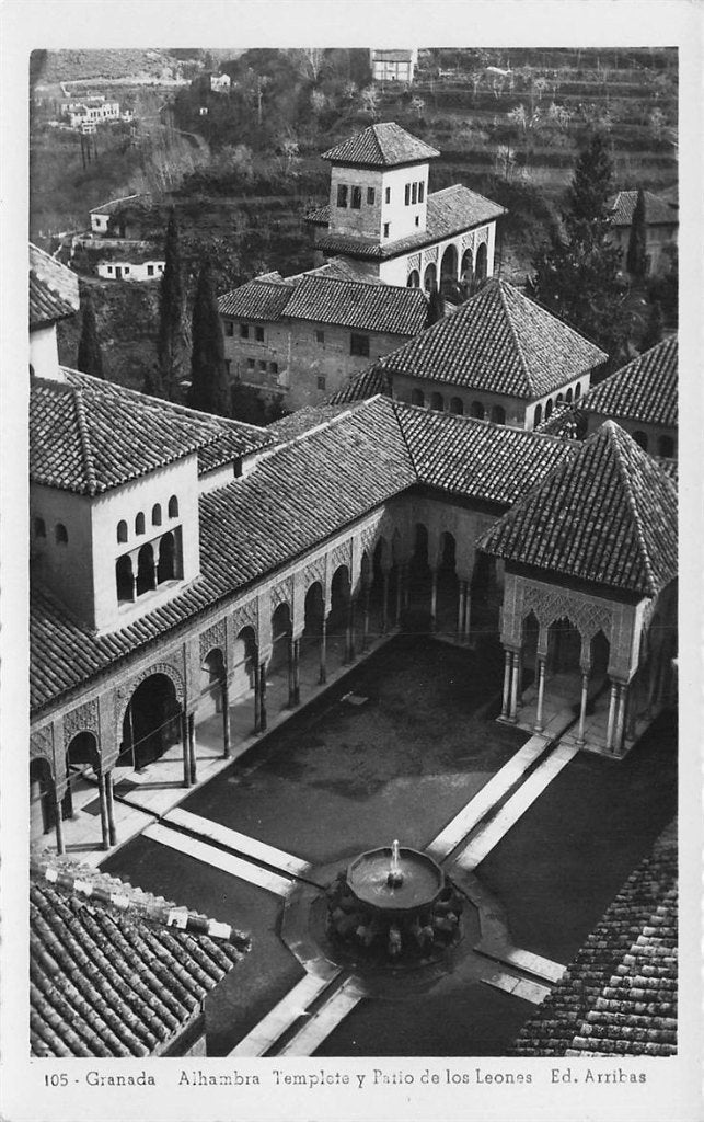 703-285-005 Granada Alhambra Templete Y Patio De Los Leones, Verzenden, Voor 1920, Spanje
