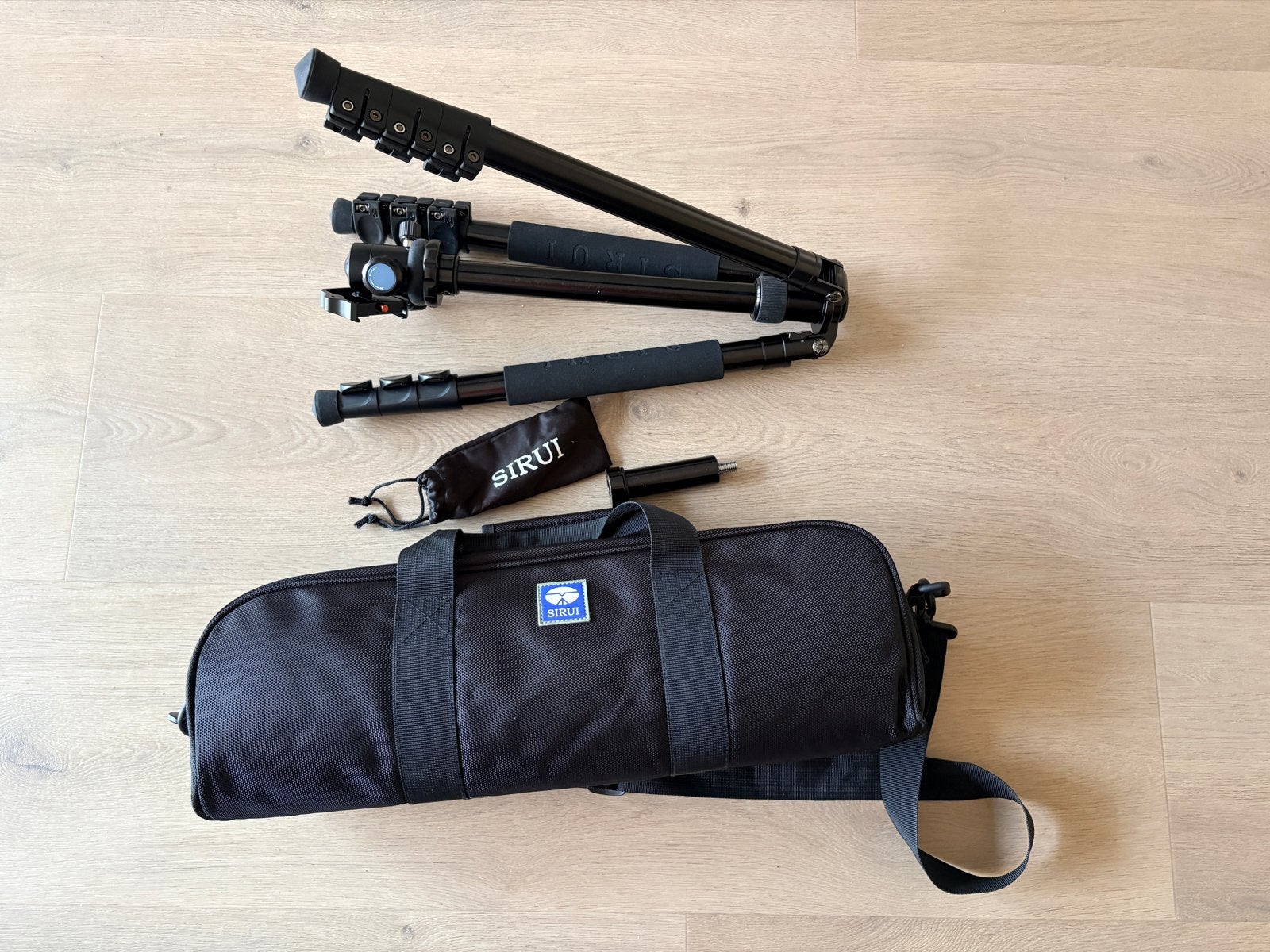 Sirui ET-1004 Statief met Balhoofd en Draagtas, Ophalen, Driepoot, Zo goed als nieuw, Inclusief draagtas