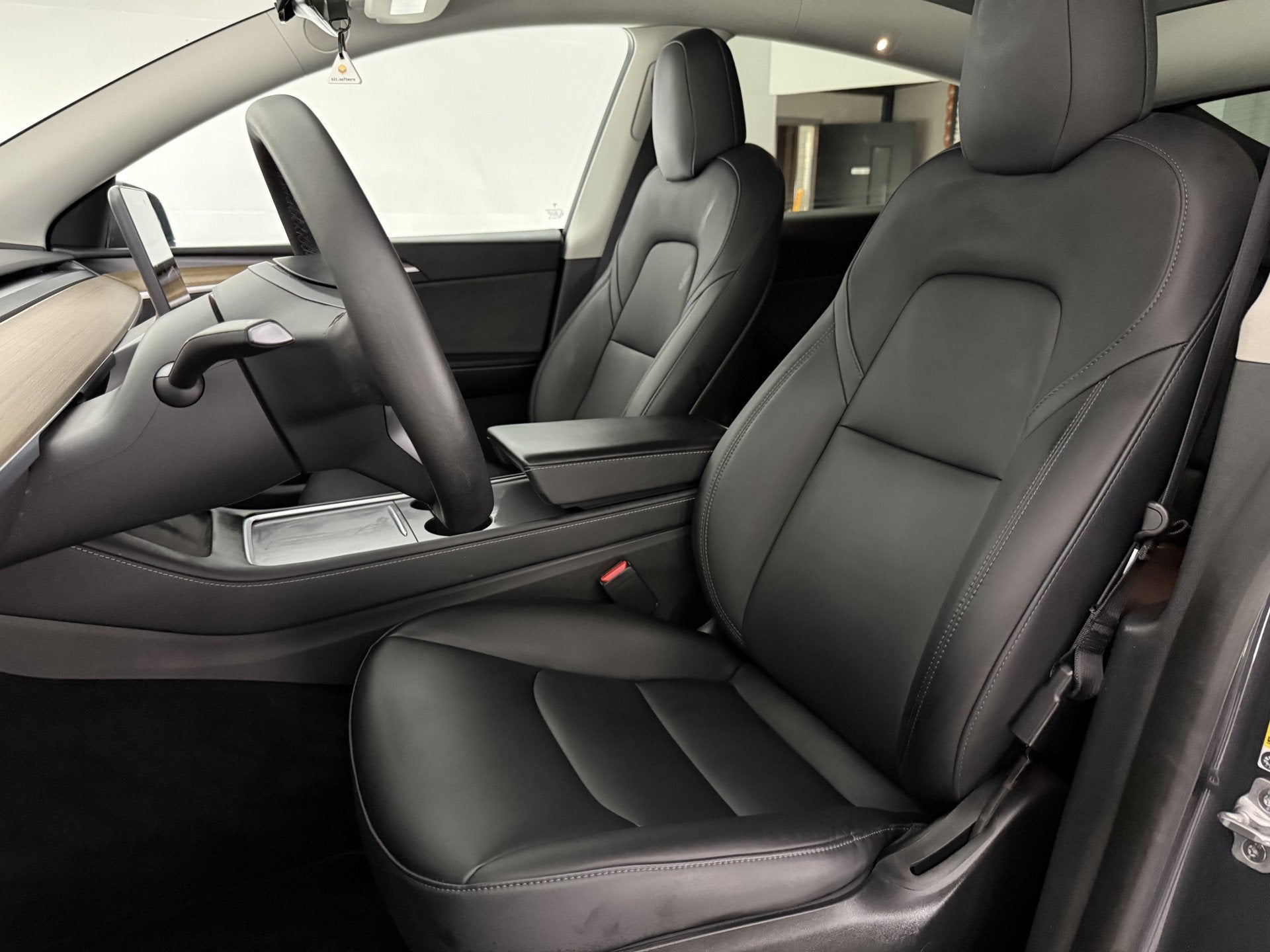 Foto 17 van Tesla Model Y Long Range AWD 75 kWh | Snelladen | SOH 90% |