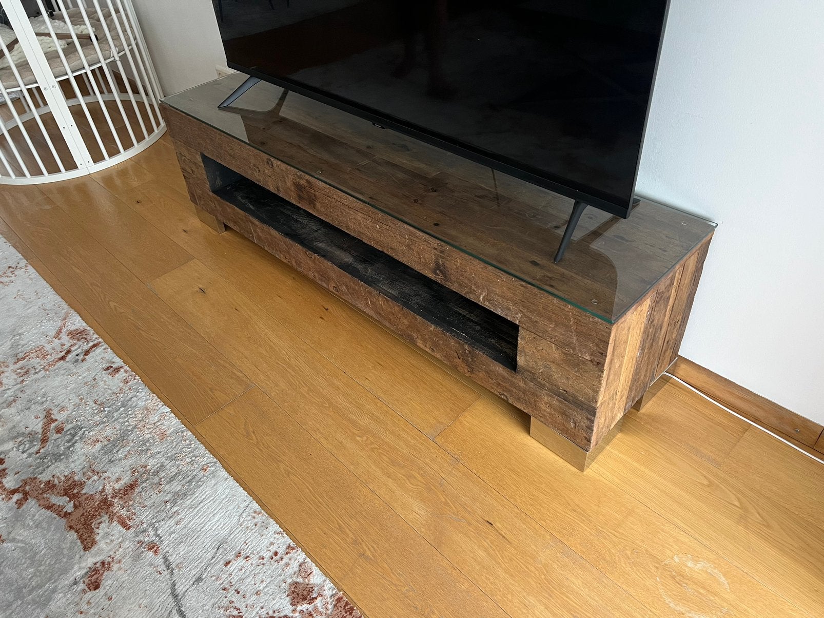 Tv meubel met glas kast [ECHT HOUT] ZGN, Huis en Inrichting, Kasten | Televisiemeubels, Ophalen, 50 tot 100 cm, Minder dan 100 cm