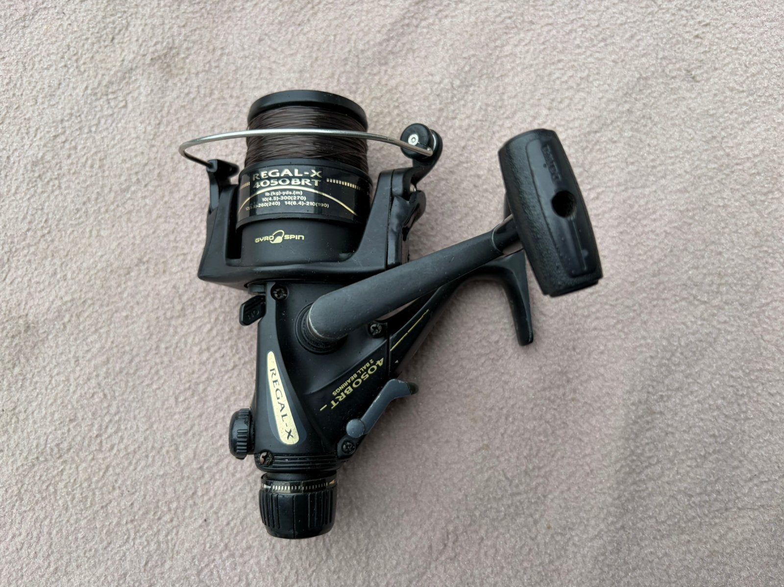 Daiwa regal x 4050 baitrunner molen, Ophalen of Verzenden, Gebruikt, Molen