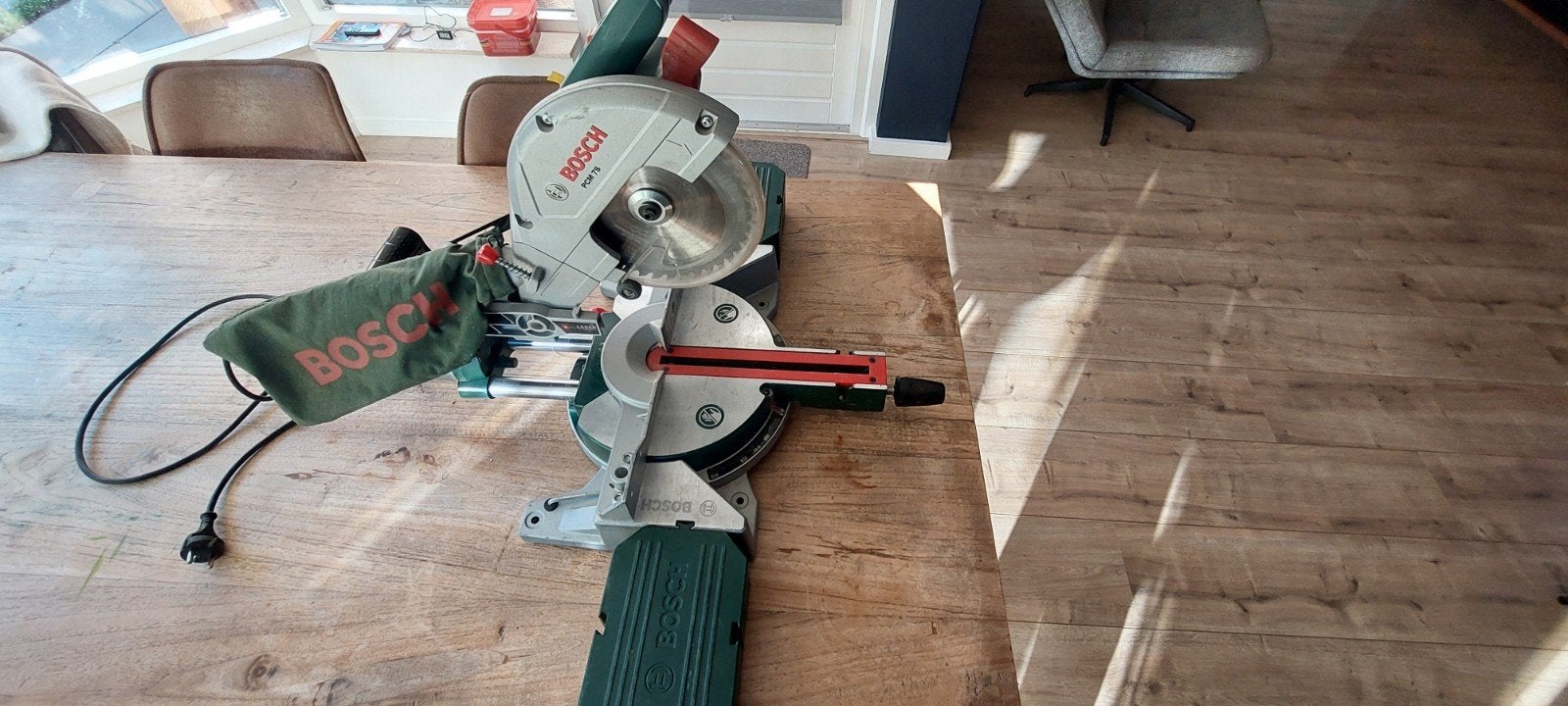 Bosch PCM 7S Afkortzaag - Gebruikt, Goede Staat, Ophalen, Gebruikt, Afkortzaag, 30 tot 70 mm