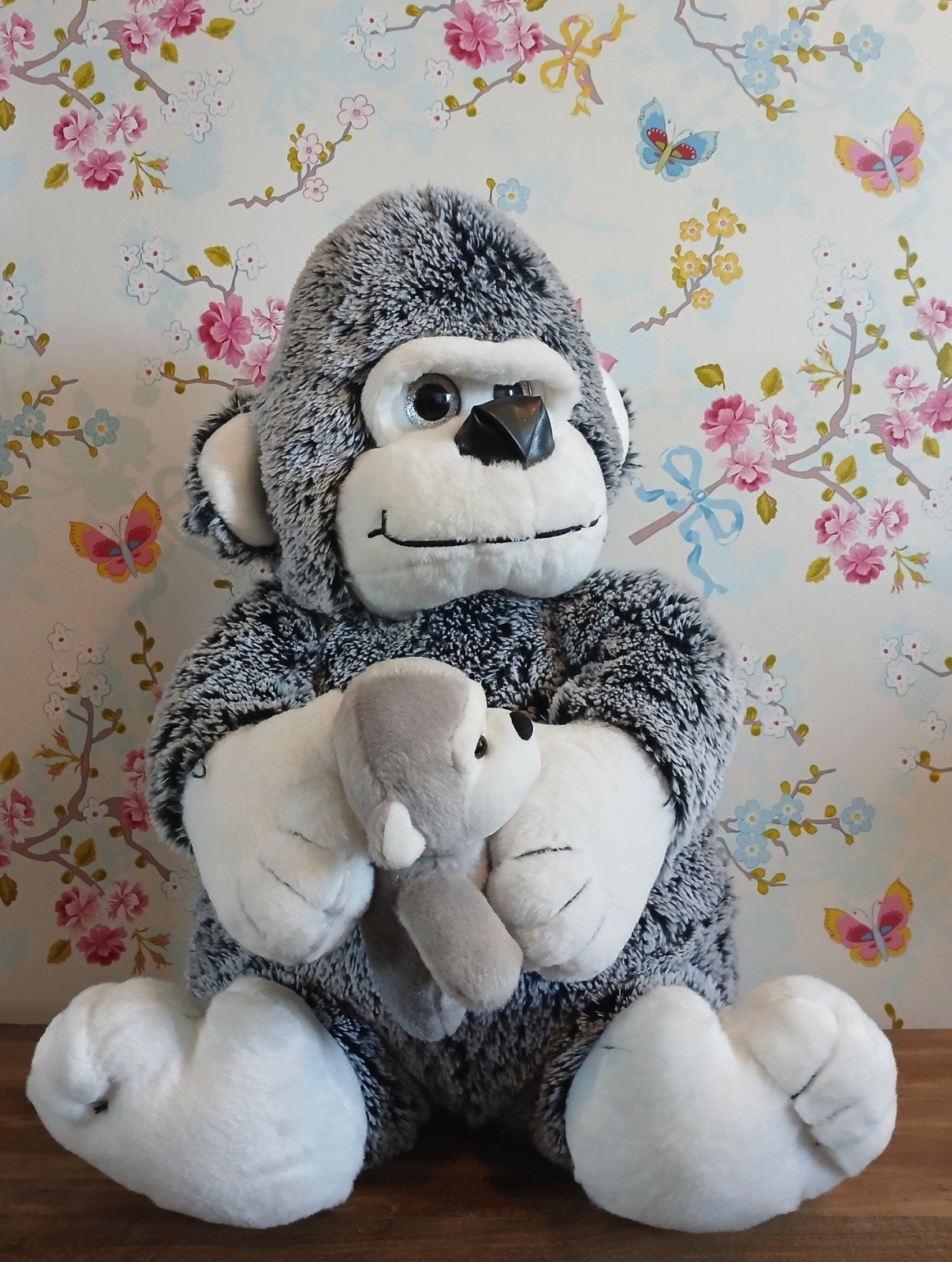 Gloednieuwe knuffel aap met baby aapje, Overige merken, Overige karakters, Ophalen of Verzenden, Zo goed als nieuw