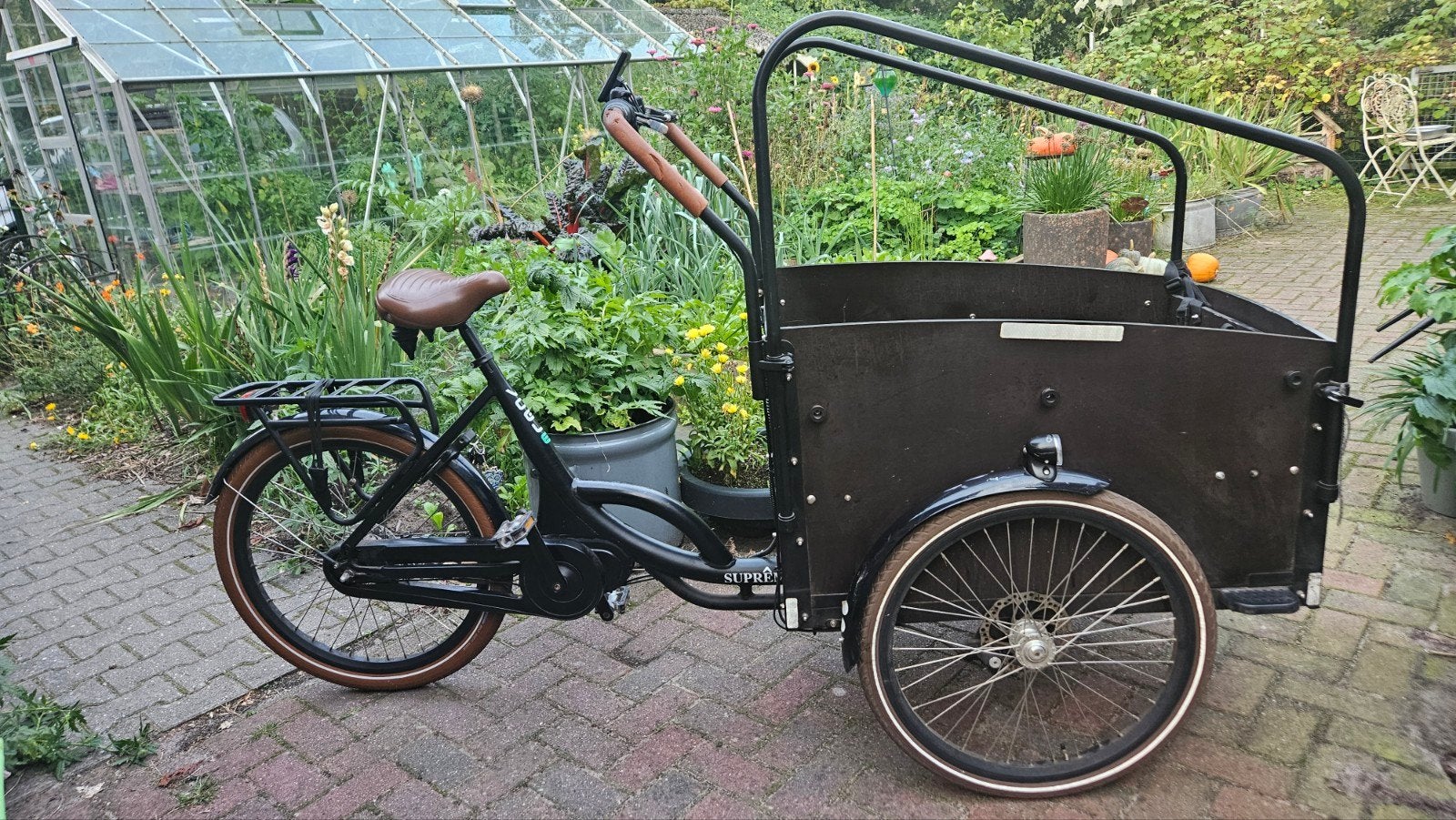 Nette Vogue bakfiets, 4 kinderen of meer, Gebruikt, Huif, Ophalen