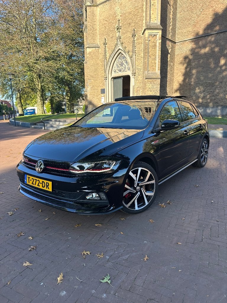 Volkswagen Polo GTI 2.0 PANO|ALCANTARA|VIRTUAL|CAMERA|VOL!, Auto's, Zwart, 4 cilinders, 1984 cc, Zwart