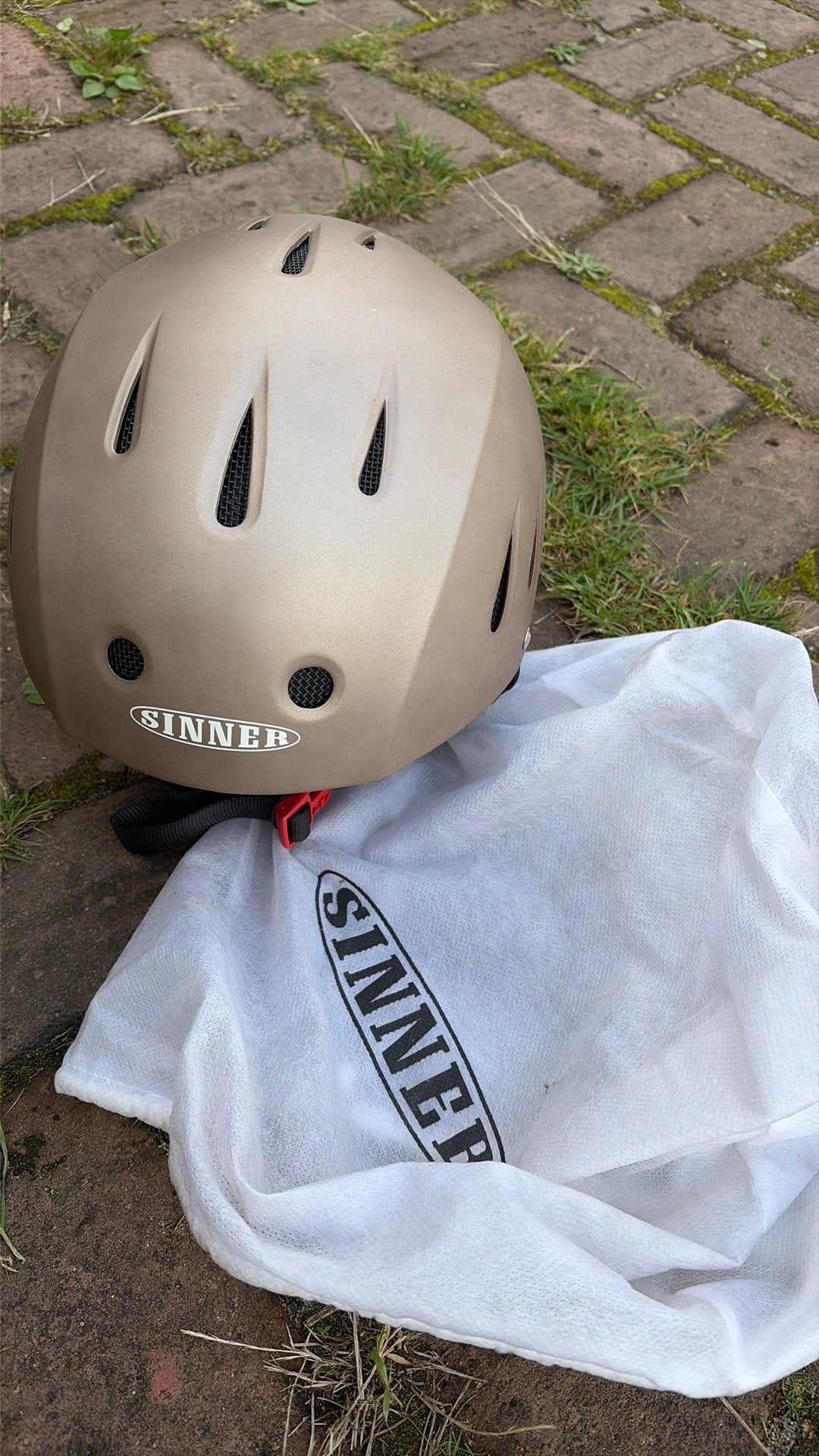 Skihelm merk Sinner maat S 55/56 zgan, Overige merken, Overige typen, Ophalen of Verzenden, Zo goed als nieuw