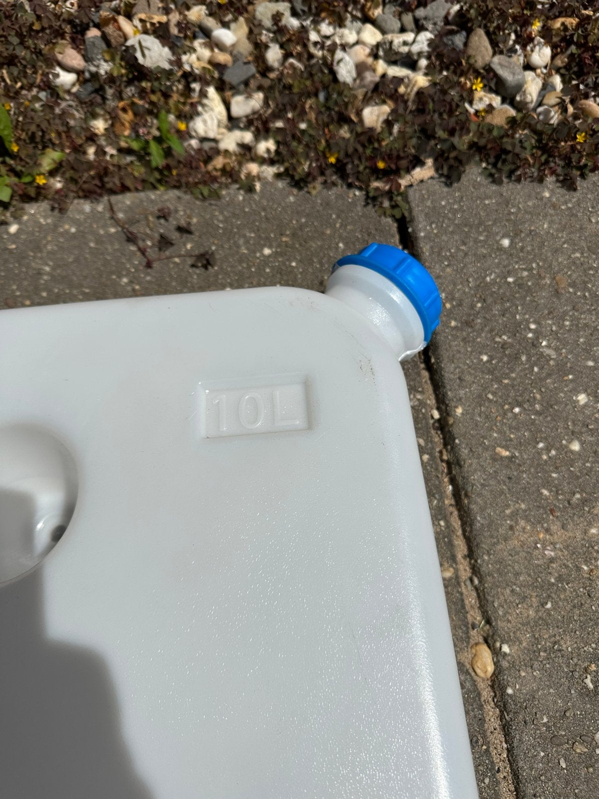 Witte 10L jerrycan met blauwe dop, Ophalen, Gebruikt