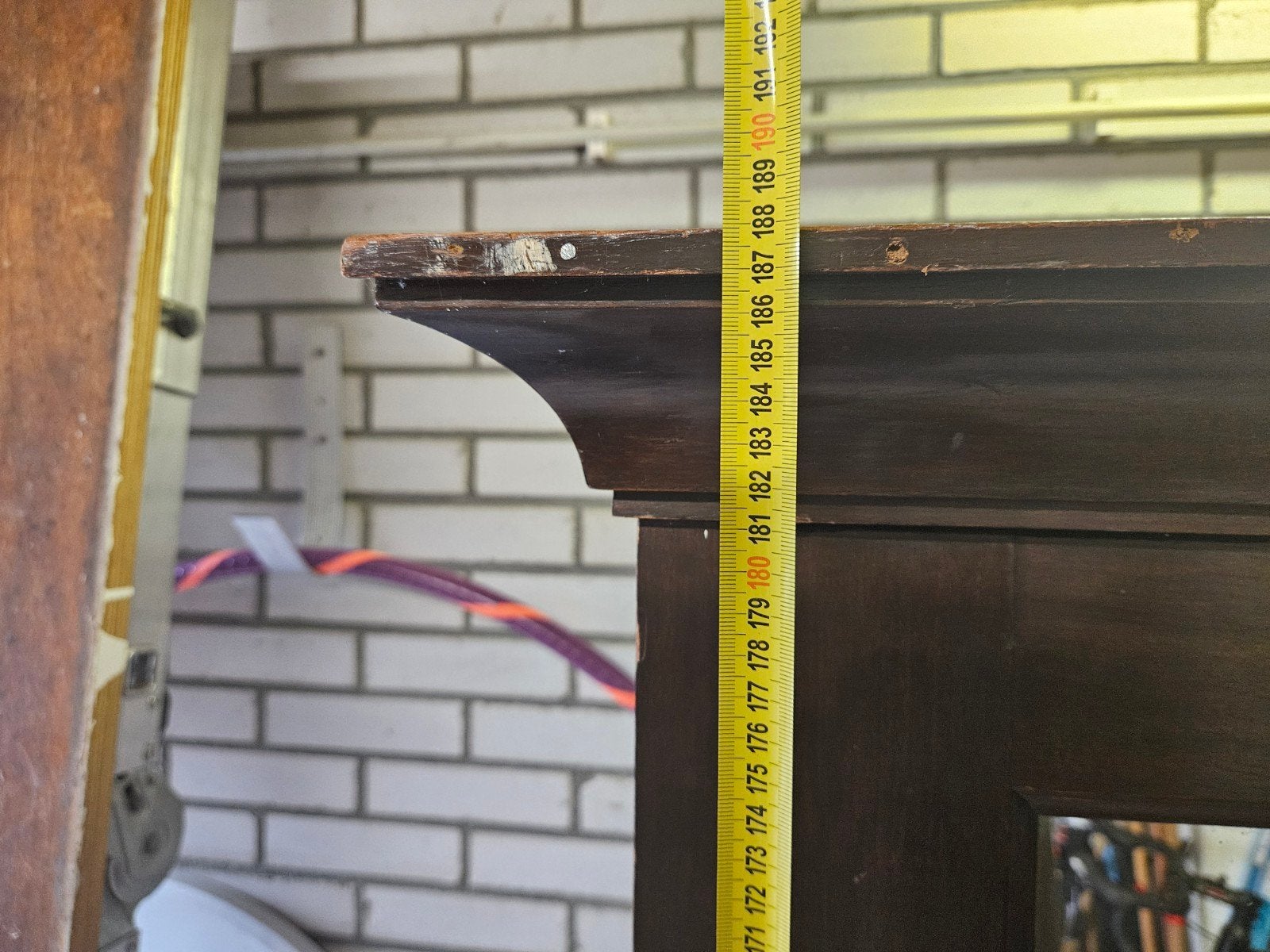Foto 3 van Antieke Kledingkast / Garderobekast met Spiegel