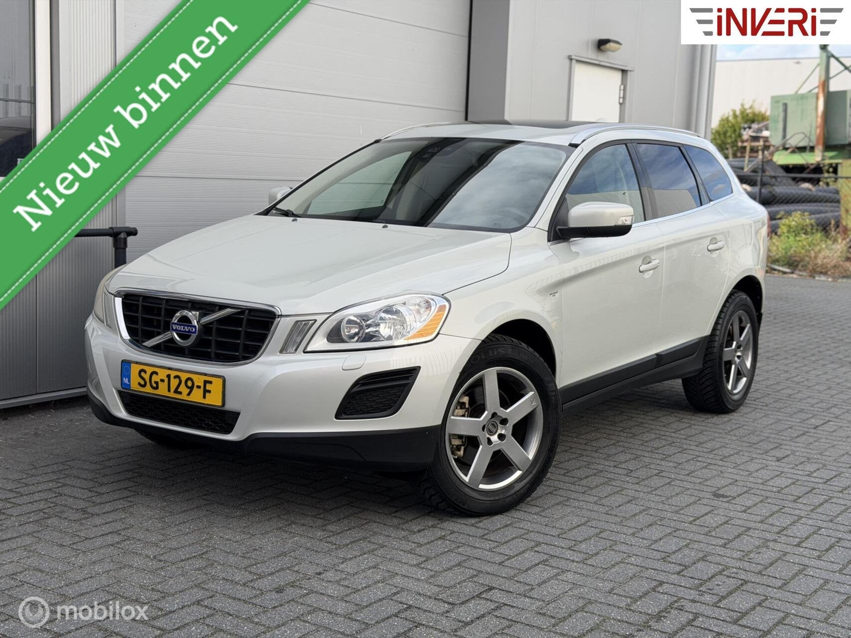 Volvo XC60 3.2 AWD | Pano | Trekhaak | Stoelverwarming | APK, Auto's, Automaat, Euro 5, Gebruikt, Zwart