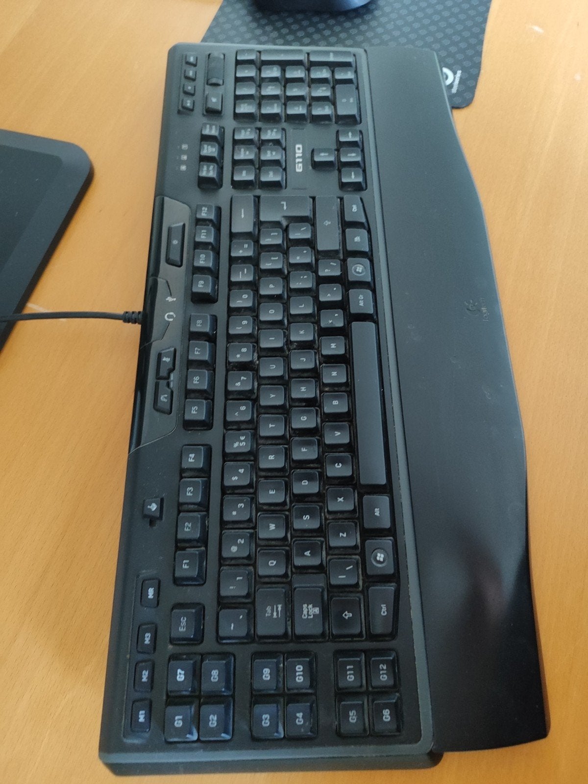 Logitech G110 Gaming Toetsenbord - Verlicht, Gebruikt, Logitech, Gaming toetsenbord, Ophalen of Verzenden