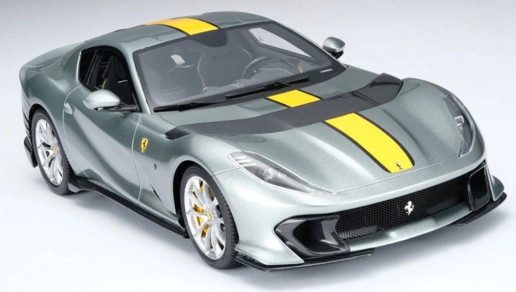 Ferrari 812 Competizione Zilver/Grijs 1:18 van Amalgam, Hobby en Vrije tijd, Modelauto's | 1:18, Ophalen of Verzenden, Nieuw, Auto