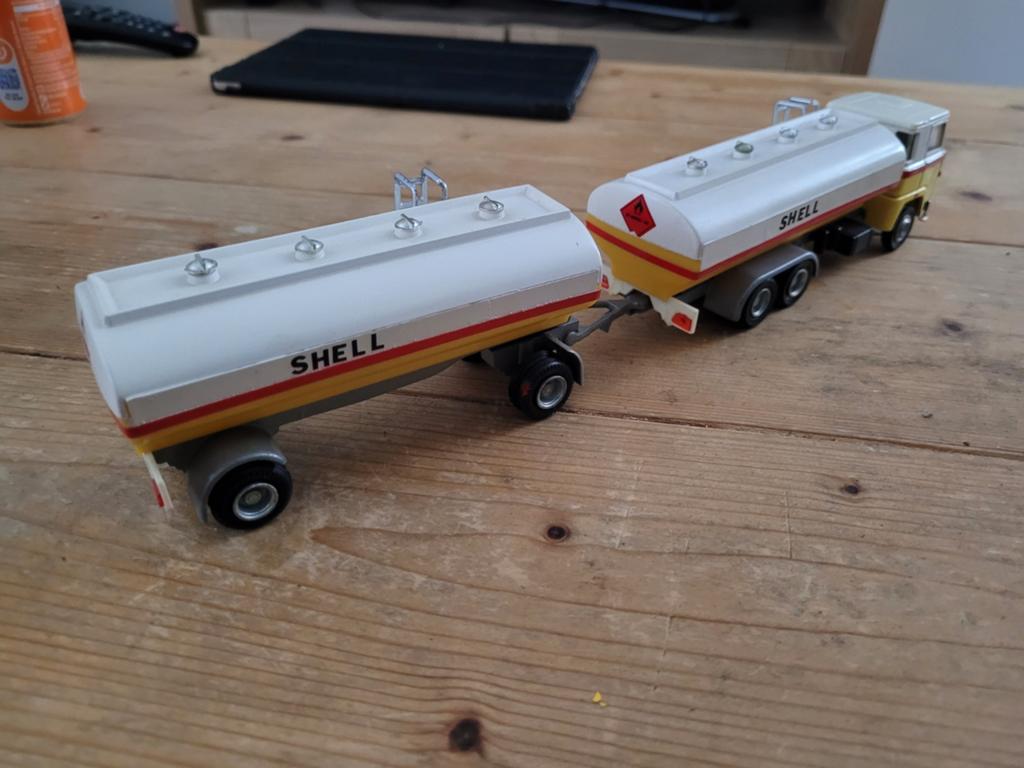 Scania tankwagen combi shell